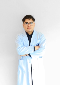 นพ.ณัฐวุฒิ จีบโจง